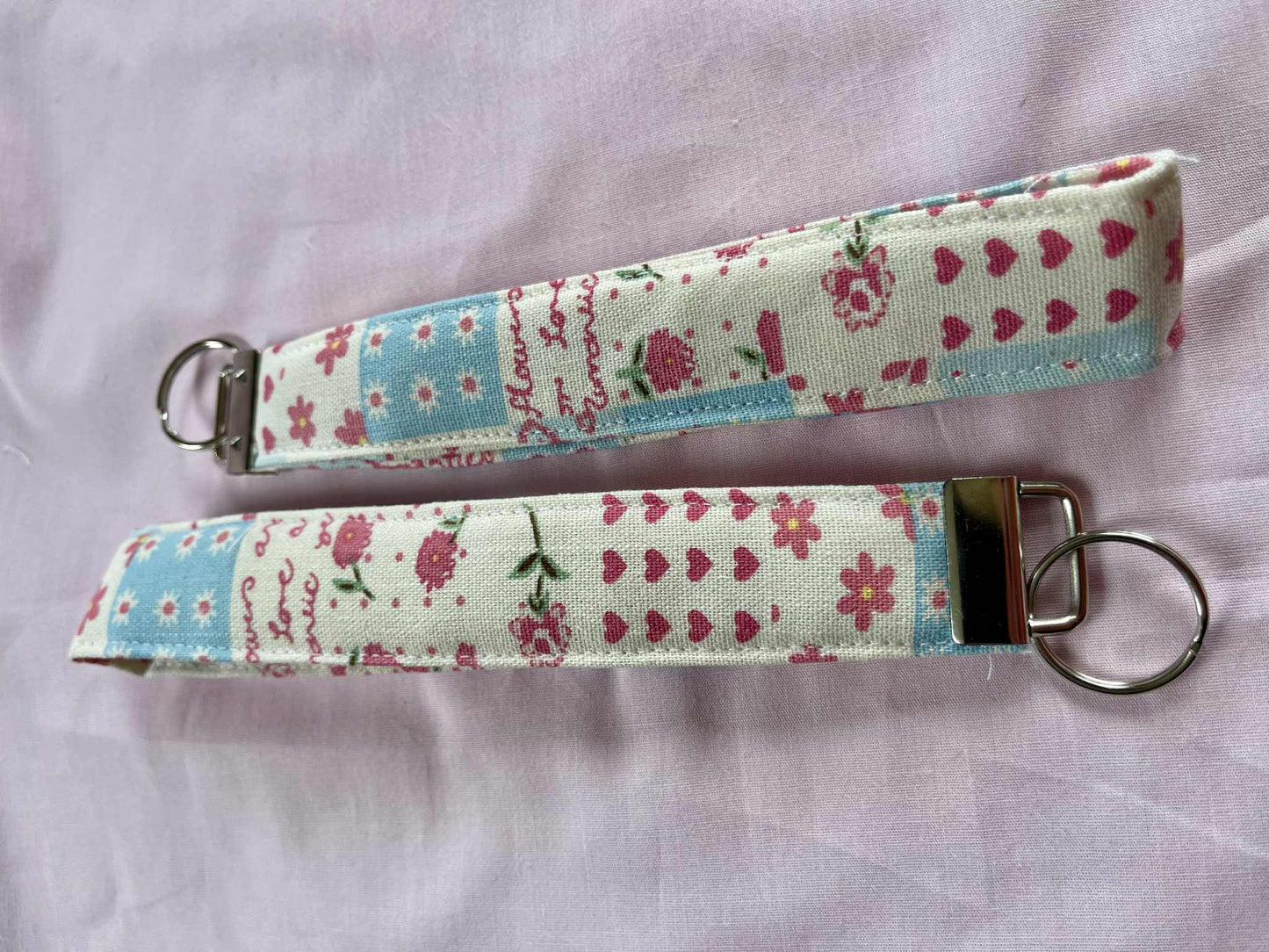 Wristlet Padded with Key Ring